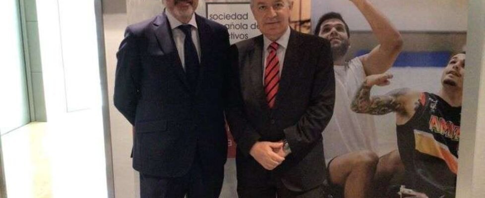 José Soto, presidente de SEDISA, y José Francisco Tomás, director general de Sanitas Hospitales