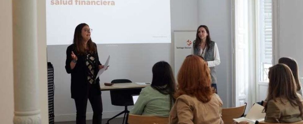 Club-Financiero-y-Asegurador-Fundación-ADECOSE-Inspiring-Girls