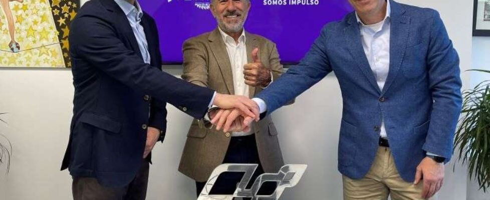 SOLUNION_Renovación colaboración Aspar Team (1)