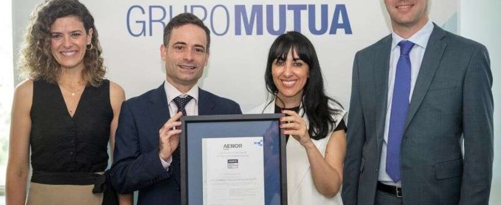 Entrega certificado Mutua Madrileña AENOR