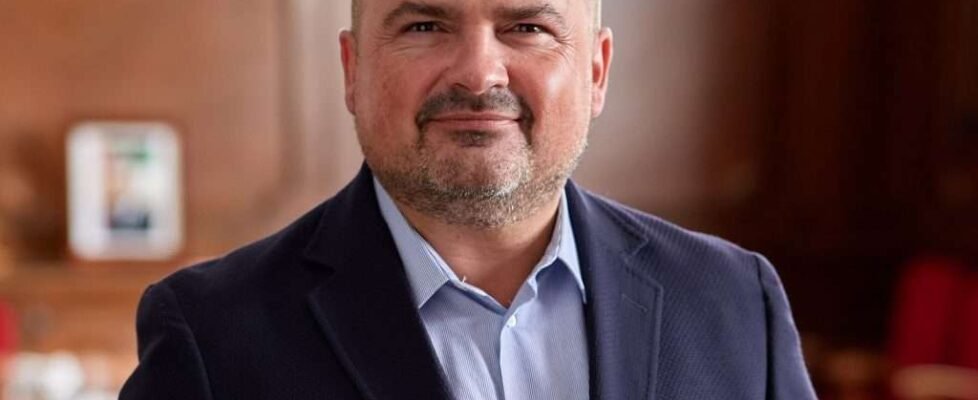 Paco_Hoya_reelegit_president_ACCA