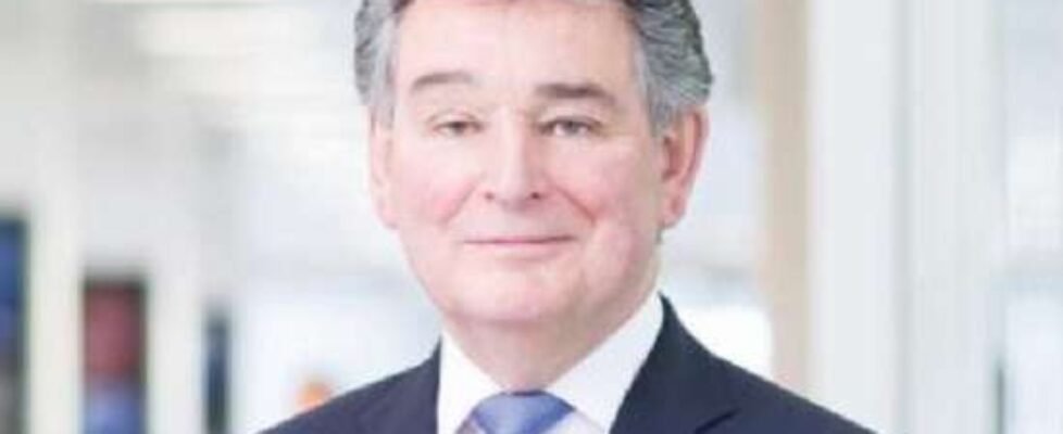 hiscox J.Bloomer_Hiscox (002)