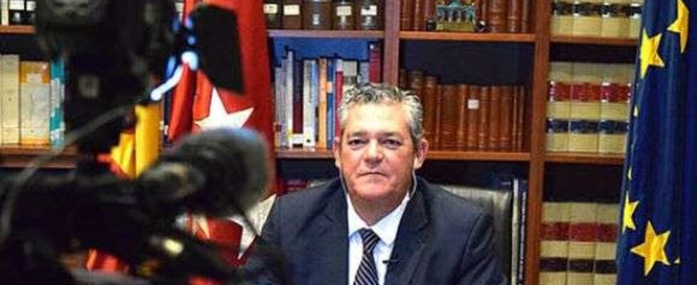 Telemadrid-javier-martinez-colegio-nota-de-prensa