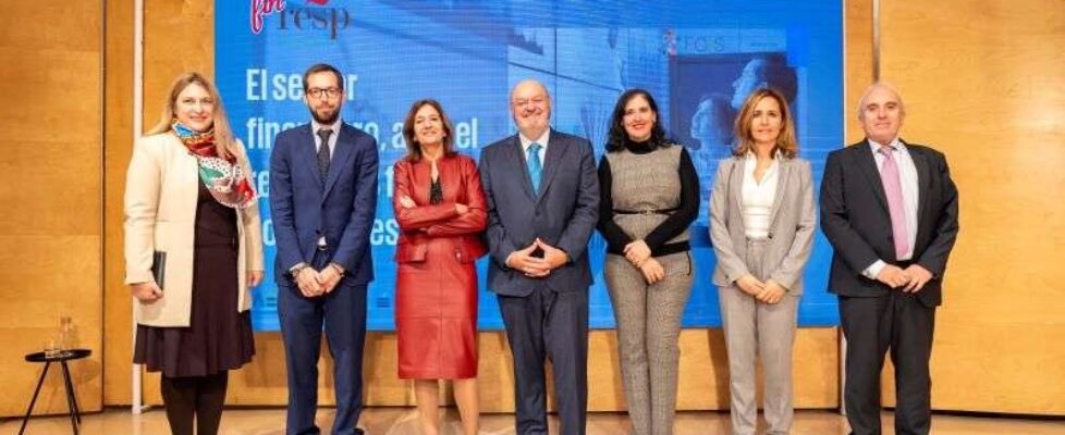 Miembros de finresp y secretaría tecnica