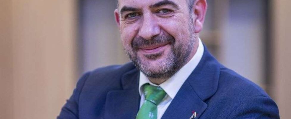 Aunna Santiago Macho nueva ok