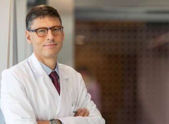 Antonio González Clinica Navarra foto