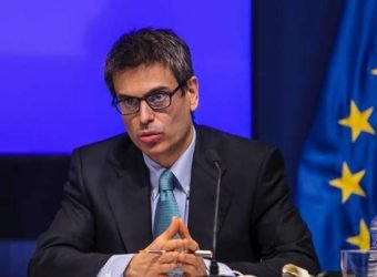 Economía Israel Arroyo