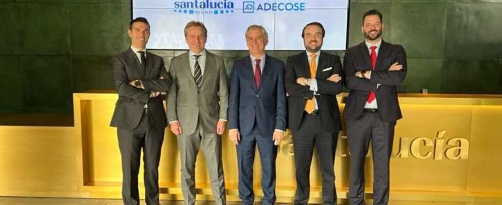 Santalucía y Adecose