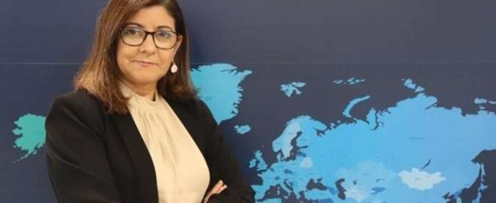 reyes espeso iris global foto