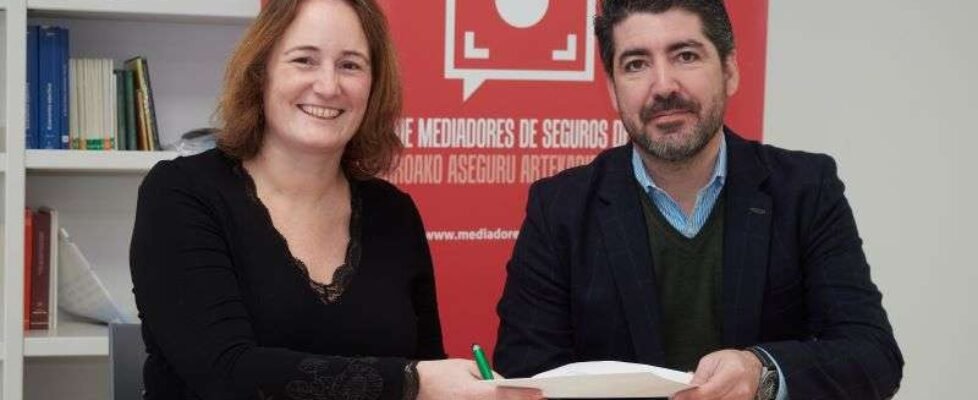 Colegio Navarra firma berkley 5
