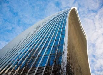 Tokio Marine Kline sede foto