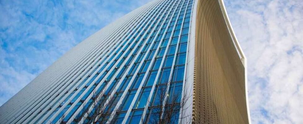 Tokio Marine Kline sede foto