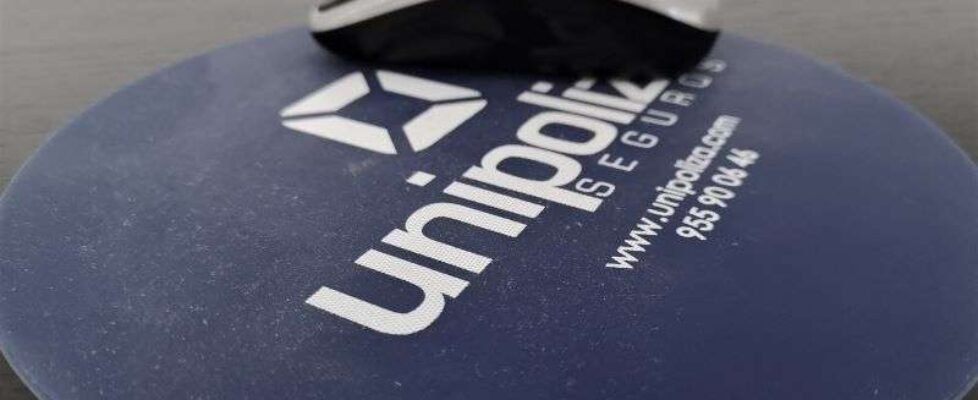 Unipoliza alfombrilla raton