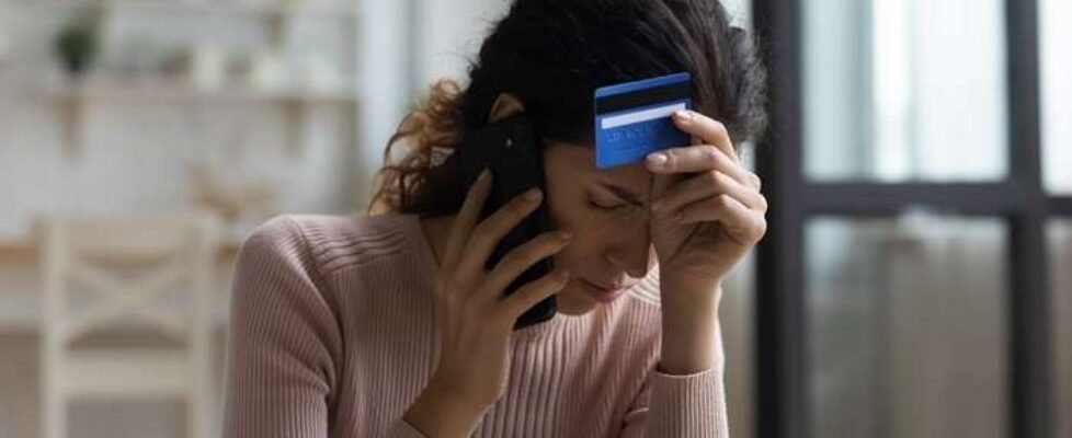 Unhappy,Millennial,Caucasian,Female,Talk,Speak,On,Cellphone,With,Bank