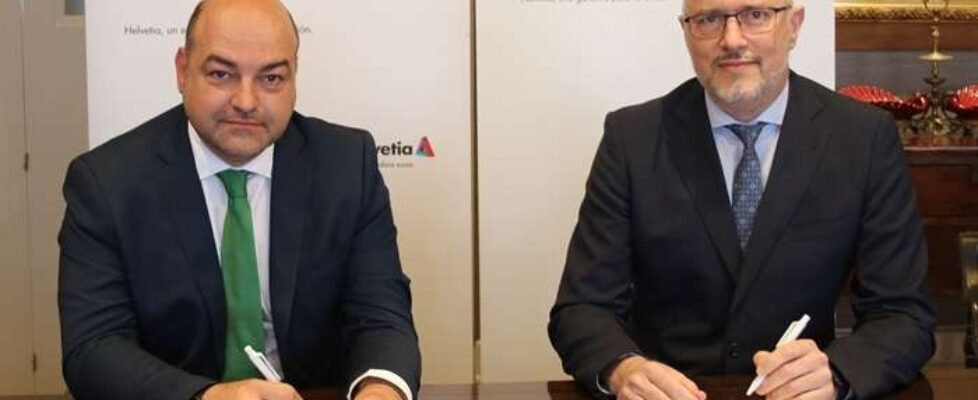 presidente-FEEC-Jordi Merino-responsable Clientes y Mercado-Helvetia Seguros-Francisco Astola