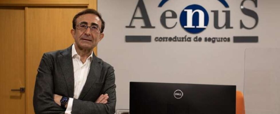 aenus, socio cojebro