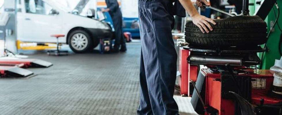 xr:d:DAFDwmxEWQQ:4,j:28765736451,t:22061610