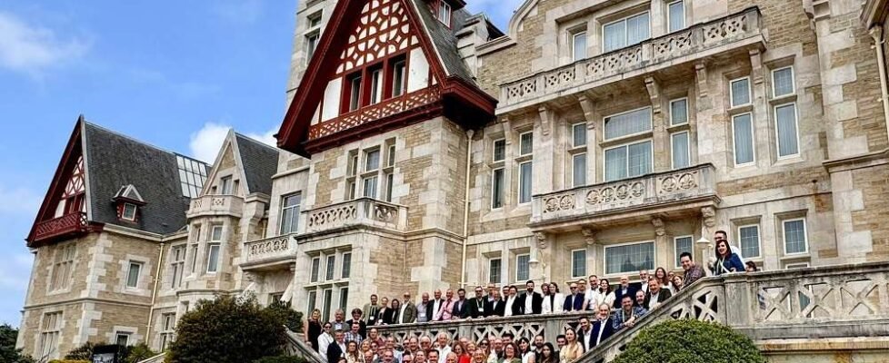 centerbrok grupo en Palacio Magdalena (002)