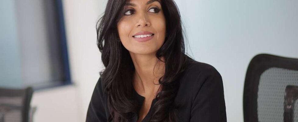 devonshire Natasha_Attray