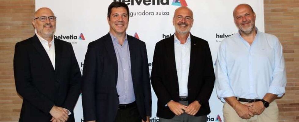 Firma Acuerdo Helvetia - CB Montequinto 2