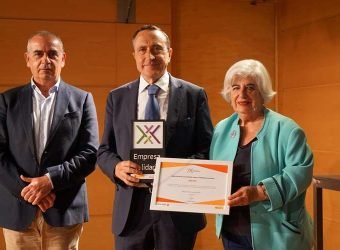 L. Poyato - presidente PTS; L. M. Ávalos - secretario general UNESPA; P. Sauquillo - vocal Comunicación PTS