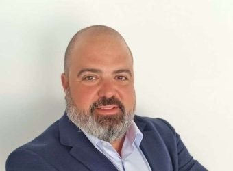 MDC Cover Arturo Delgado