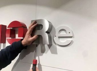 Nacional Re oficina logo