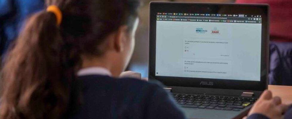 Fundación Mutua y ANAR Talleres prevención acoso escolar