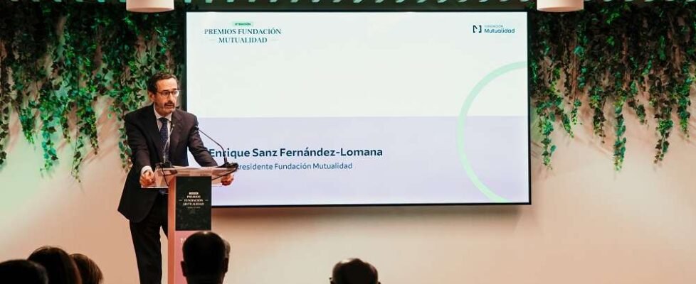 Mutualidad - Enrique Sanz Fernández-Lomana (264)