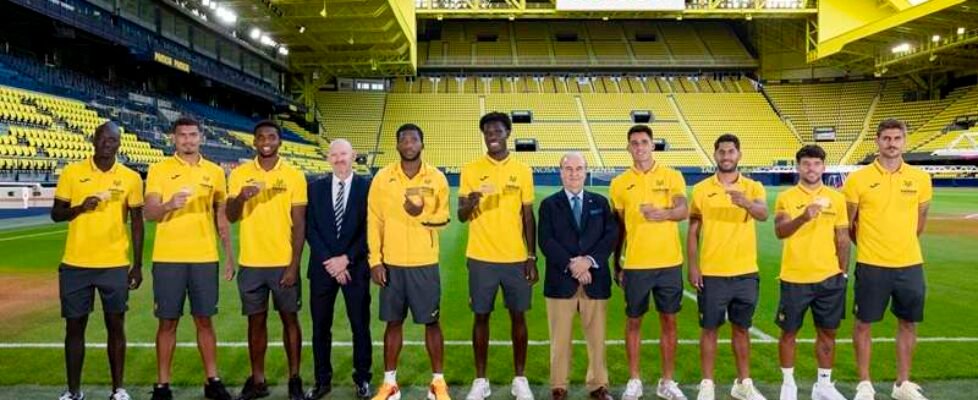 NP_ASISA_tarjeta jugadores Villarreal_20240924