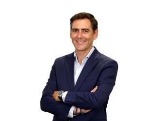 Equifax_JonEgaña - director manager