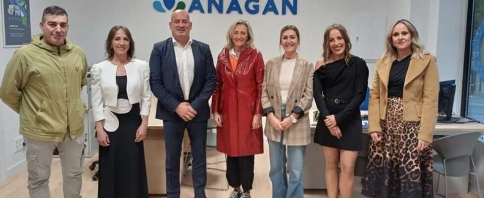 MonicaArceiz_AlbertoSainz_OficinaAnagan