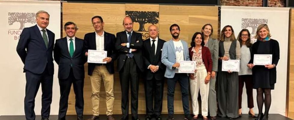 fundacion aon, patrocinado IX torneo benefico golf & law