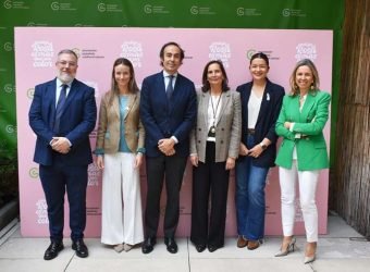 generali - aecc -Javier Zubicoa, Beatriz de Cominges, Carlos Escudero, Isabel Bauluz, Laura Soler y María Laviña (3)
