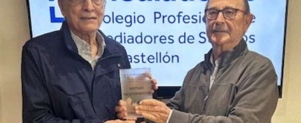 Colegio de Castellón Santiago_Falco_50_años_colegiacion