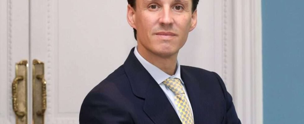 crawford Director Southern_Europe_Crawford(2) (002)