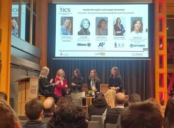 panel mujer - III foro tics