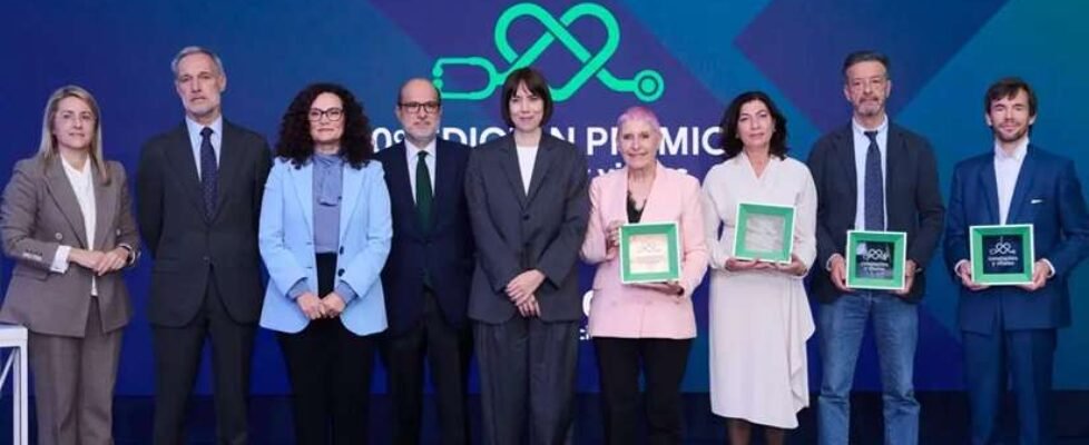 premios constantes y vitales - axa