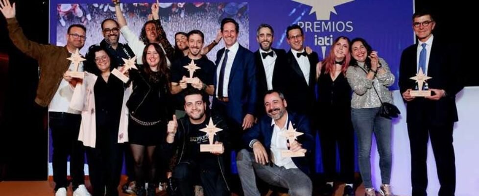 Foto ganadores premios iati 2024