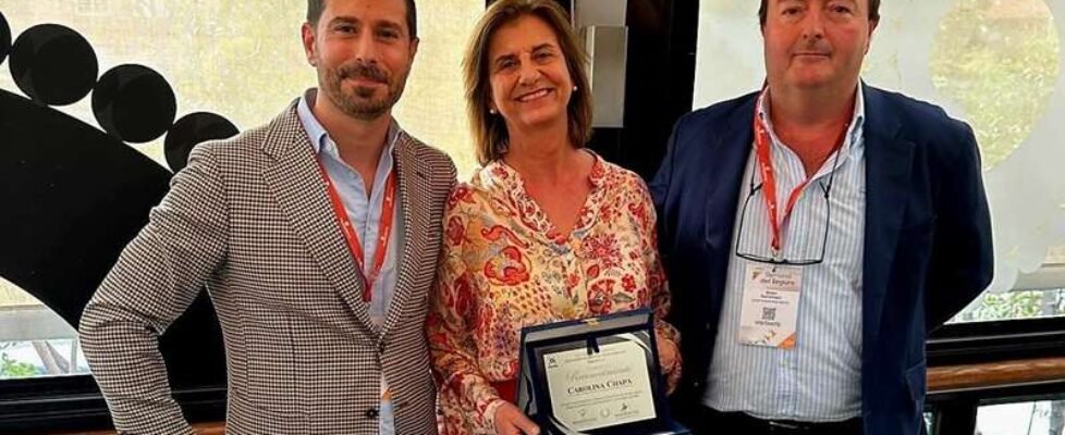 Asase-homenaje Carolina Chapa