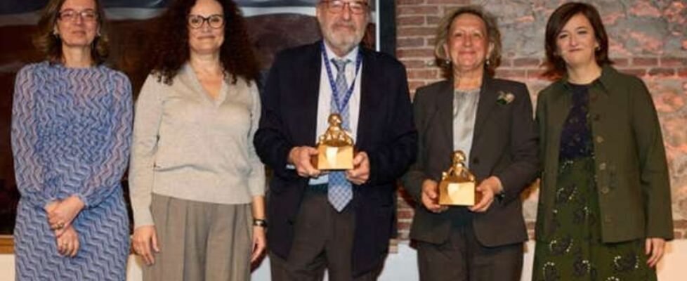 axa-convencion corredores premium-reconocimiento Pilar González de Frutos y Alejandro Izuzquiza