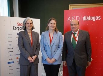 Sarah Harris CEO de Admiral Seguros AED 1