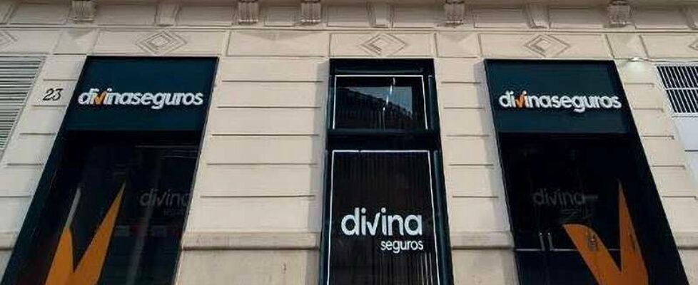 divina seguros edificio