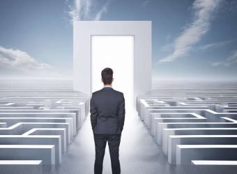 mediador laberinto generada IA