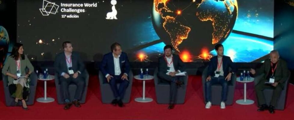 mesa redonda Insurance World Challenges 2025 - Insurance Community Hub