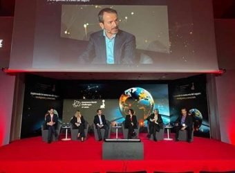 panel Javier Contín-Iris Gloabl- Insurance World Challenges