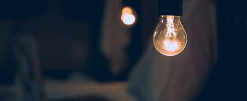 Vitange retro light in Dark Bed room