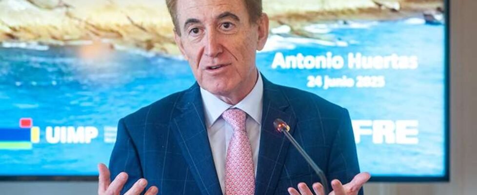 Antonio Huertas APIE - UIMP