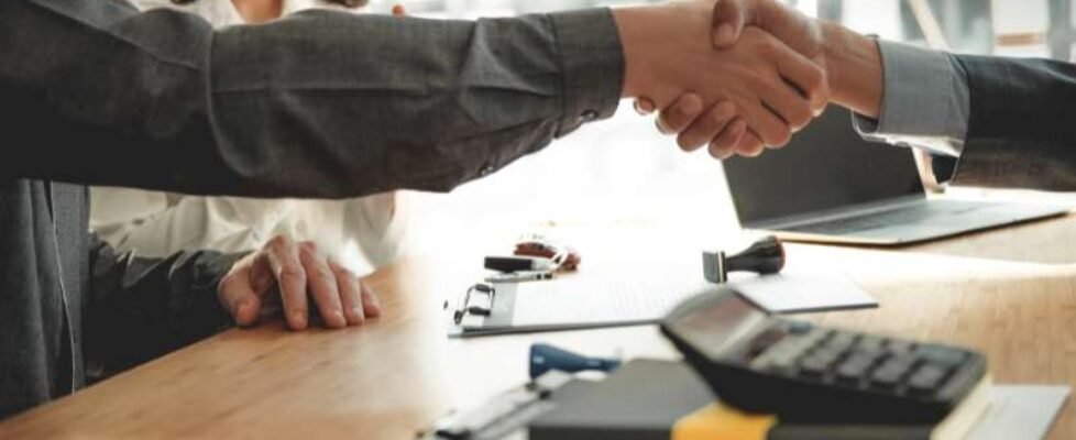 Insurance Brokers - Cover picture WITH LOGO (002)