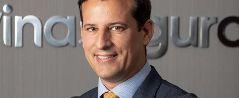 Javier Torre - Divina